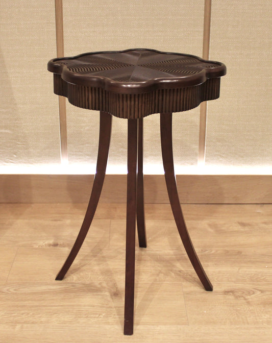The Octo - side table