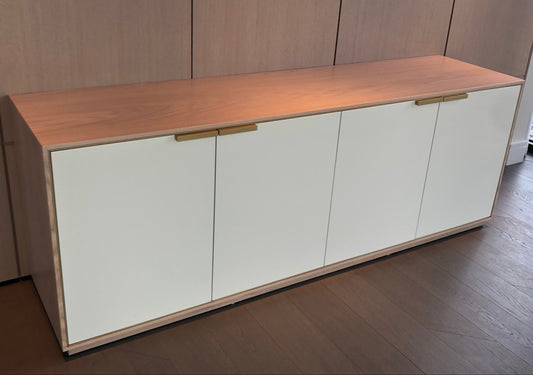 Que Sideboard