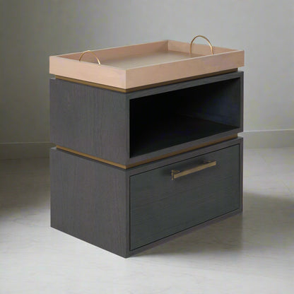 Le Garrick Bedside