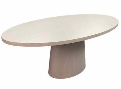 The Syom dining table